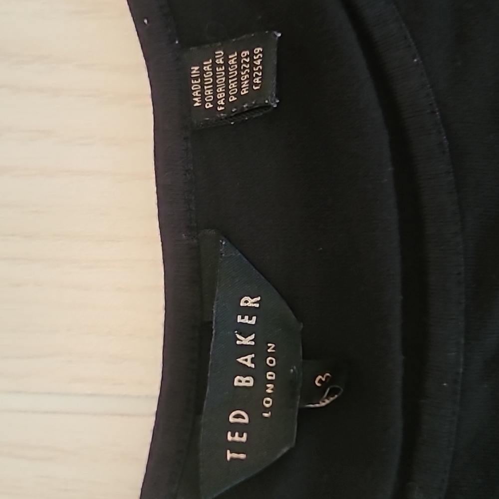 Ted Baker Size 3 Black Ruffle Heart Sleeve Top Shirt - Picture 3 of 11